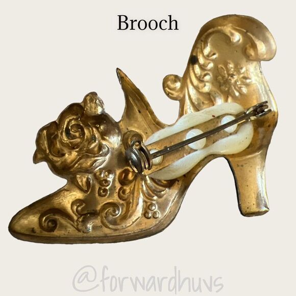 Fashionista Fashion Shoe Brooch Pin - Picture 5 of 9